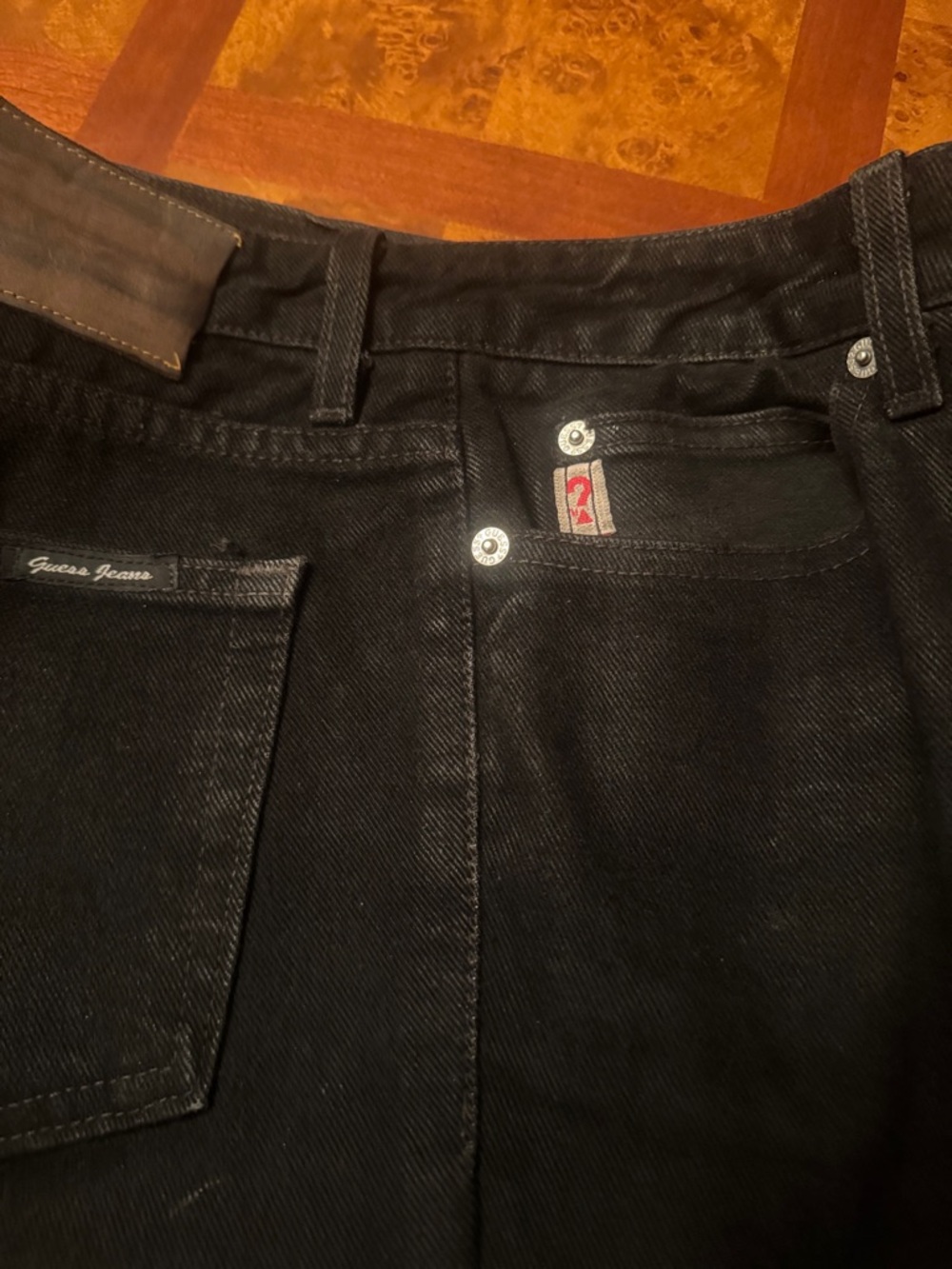 Guess Black Denim Jeans with Subtle Red Logo Tab - Picture 2 of 5